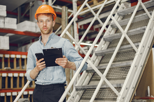Top 7 Industries That Rely on Platform Ladders for Daily Operations